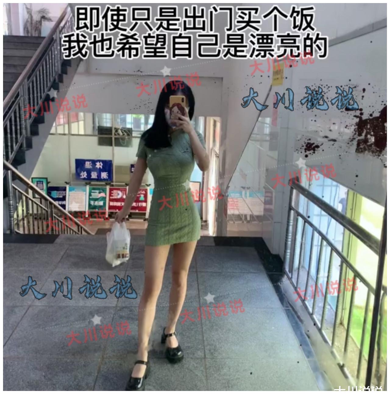 江西女大学生穿旗袍，娇小身材难掩出众，网友：这不是擦边，而是身材太好！