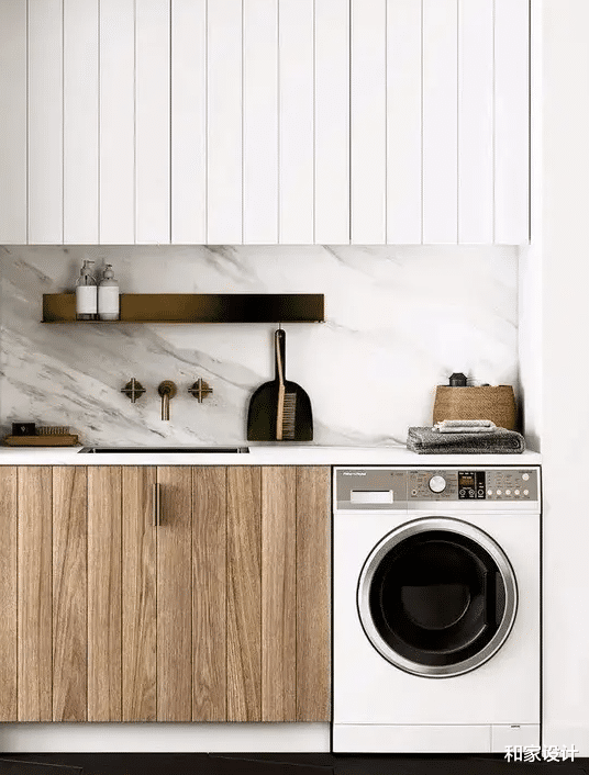 这么小的阳台,怎样才能设计得更合理呢?并且改造成超能收纳空间