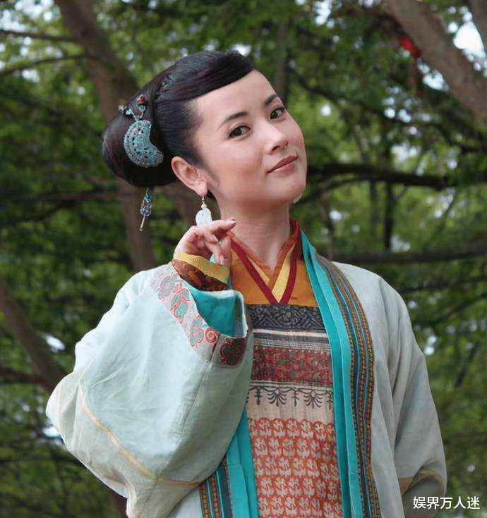 王琳|?同辈却演隔代?影视剧里这6对母女,现实年龄相差不到10岁