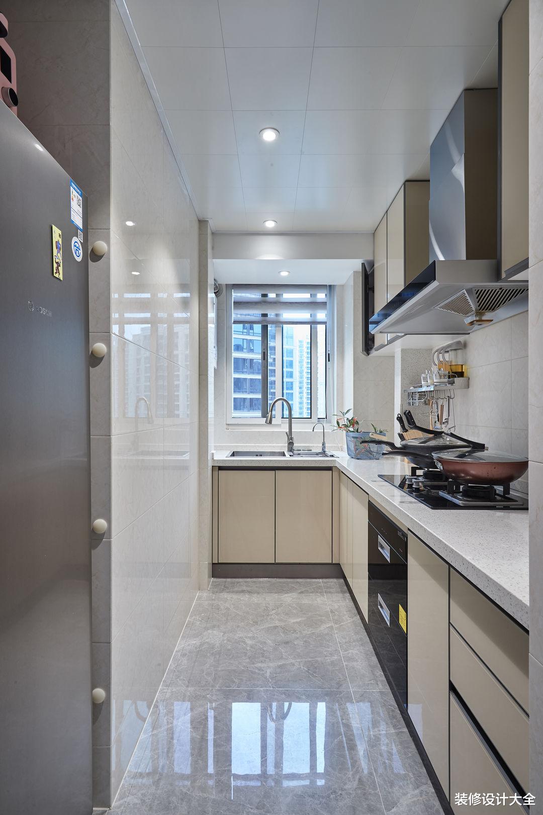 我见过最有气质的家，当高级灰遇上摩登感，这套89㎡有点不一样！