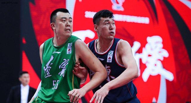 广东男篮|广东队新消息，易建联和周鹏宣布最新决定，NBA中锋将加盟广东