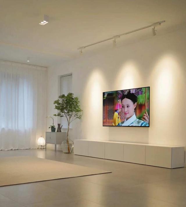 90后夫妇新家名场面,父母眼中的“家徒四壁”,却是自己的理想家