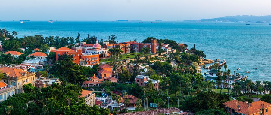 美食|炎炎夏日，与朋友结伴旅行，这几个适合学生党的旅行地