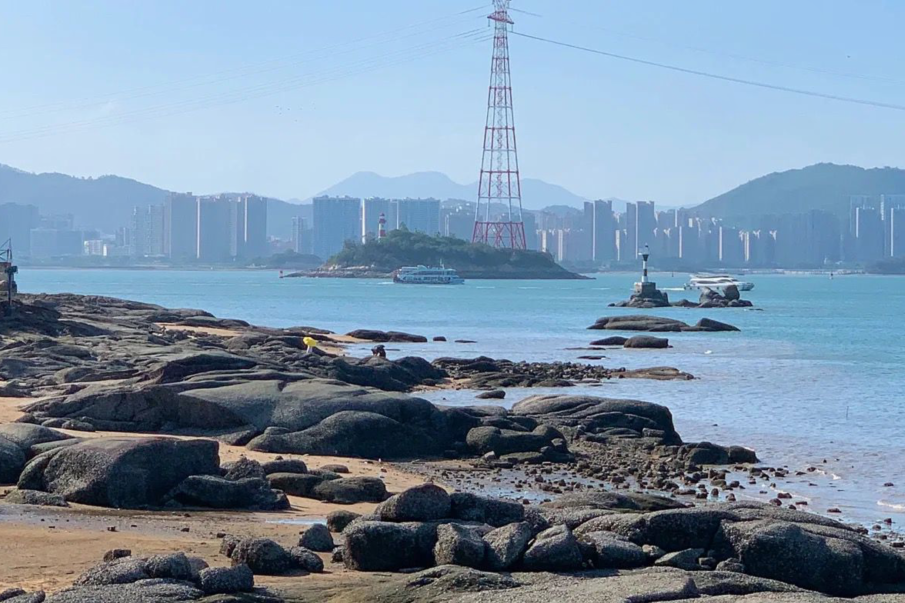 庐山|鼓浪屿的海浪吹散了夏天的气息，在这里，空气里都是甜甜的味道