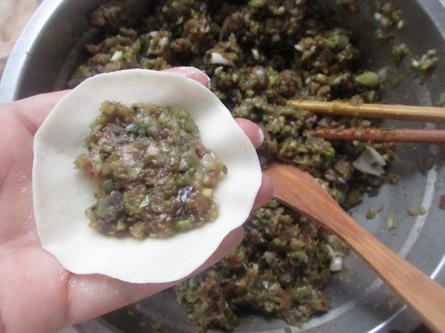 茄子这样做饺子最好吃，一吃就会爱上它
