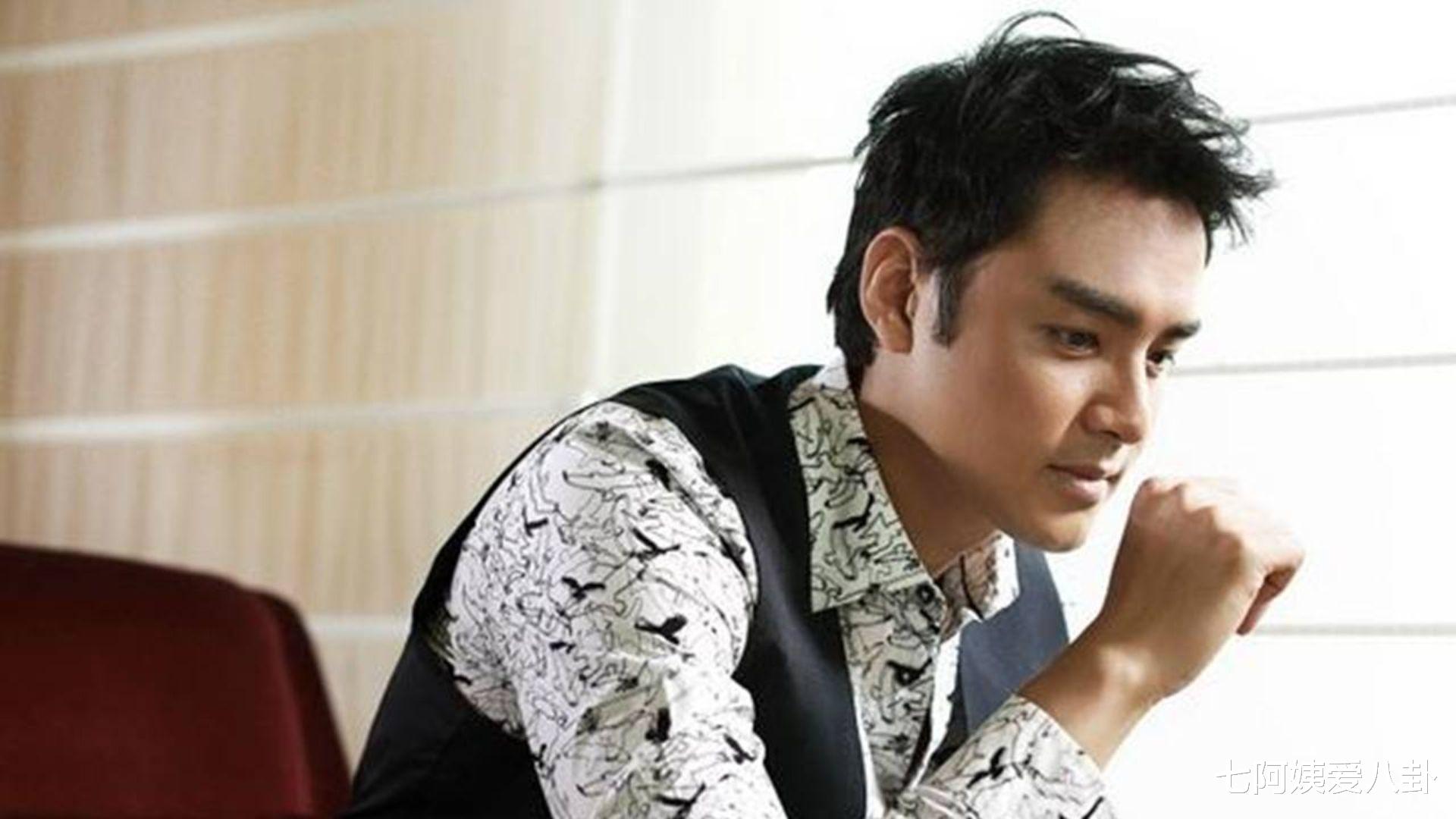 楚原|林明弘，为何宁愿勒死妻儿之后自缢 ，也不求弟弟明道帮助自己？