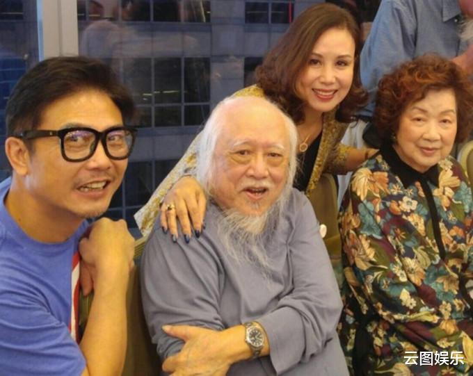 楚原|87岁老戏骨楚原安详去世！结婚55年零绯闻，与“小龙女”恩爱如初