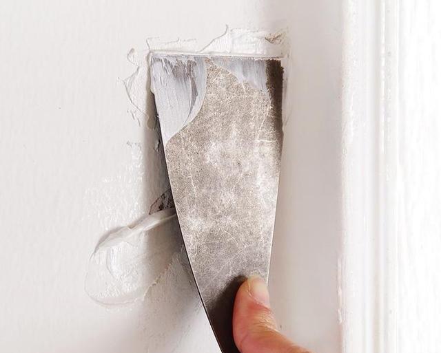 墙上渗水掉漆，怎么办？要分成2个部位，每个部位都有4点要注意