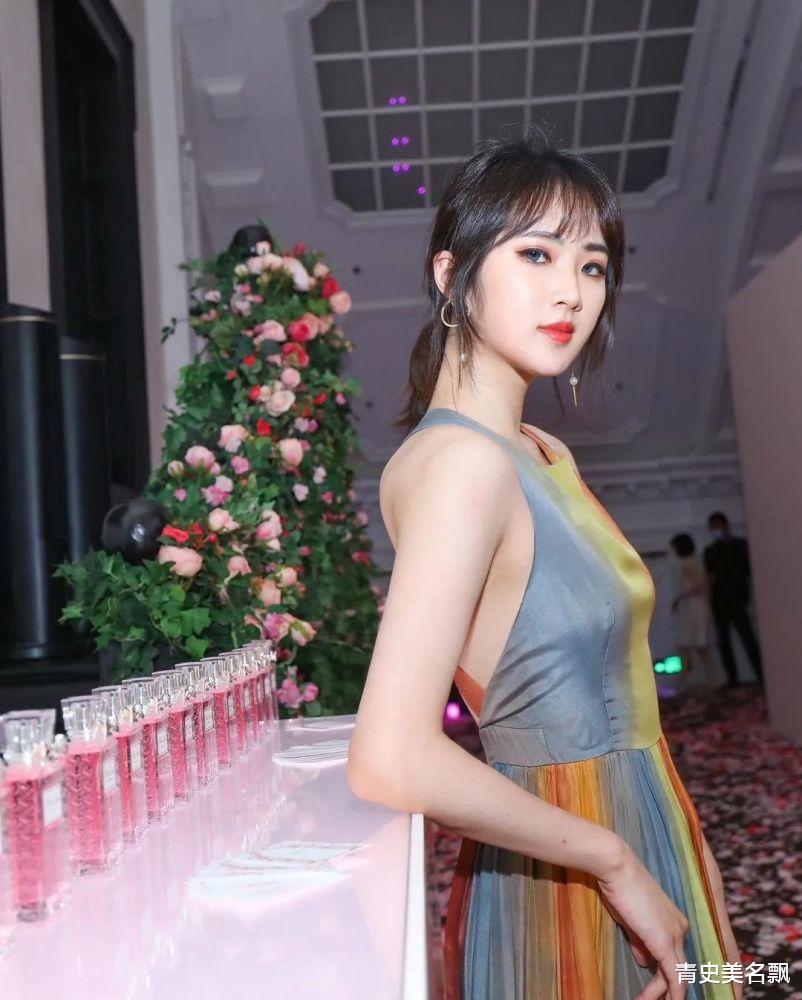 姚安娜|“小城少女”这个标签,姚安娜合适吗?