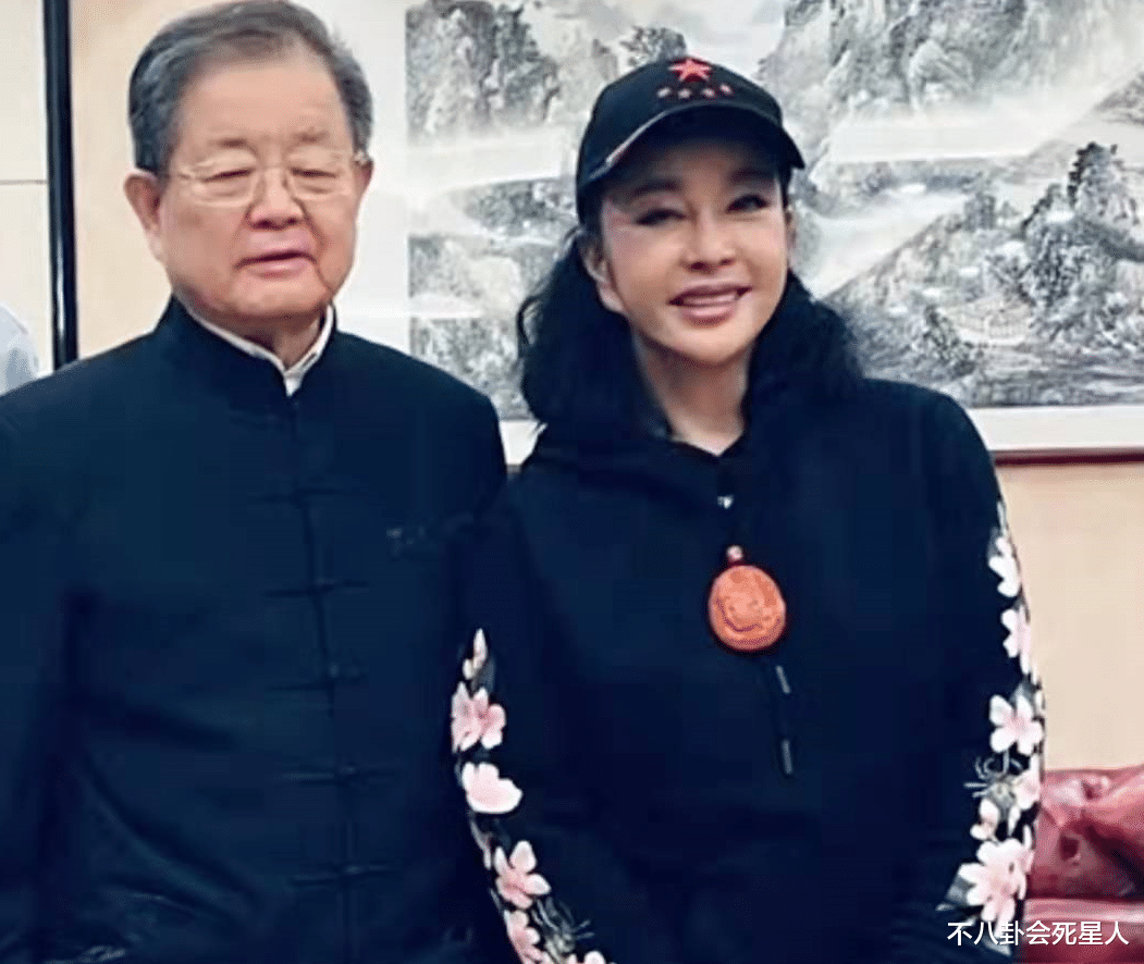 明星素颜|18位中老年女星素颜照曝光，谁冻龄谁老了一目了然