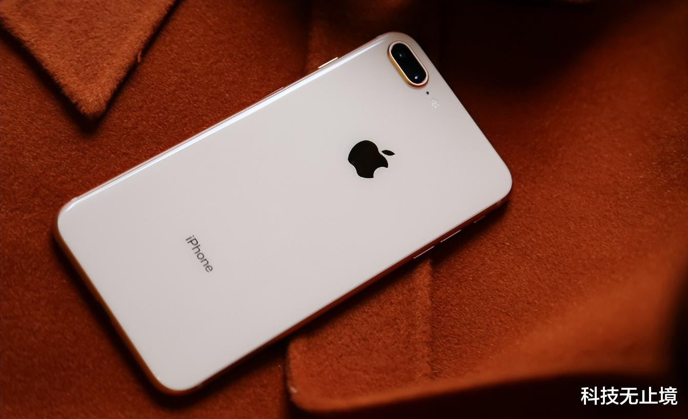 iphone8plus|2022年了，为什么大家还在用iPhone 8 Plus，准备当“钉子户”？