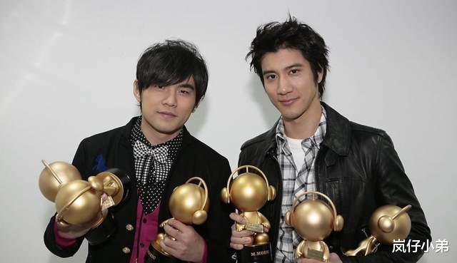 王力宏|李靓蕾公开王力宏买水军,细节满满,打脸曾经炮轰罗志祥的言论!