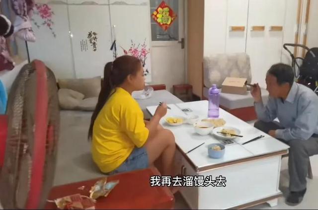 80后河南男子娶菲律宾媳妇,生一娃,每个月给丈母娘1000块生活费