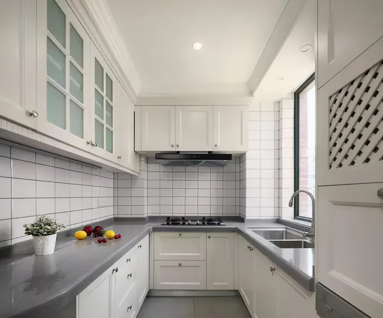 装修完，才知道橱柜居然可以这样装，知道太晚浪费了不少钱