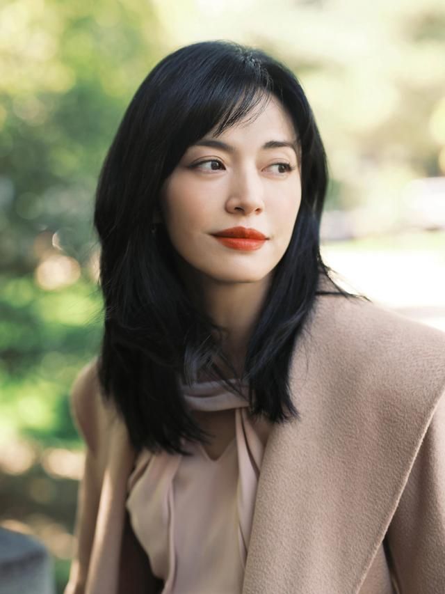 姚晨|演员姚晨，拍戏时拍来一个老公，爱他也爱他的家人