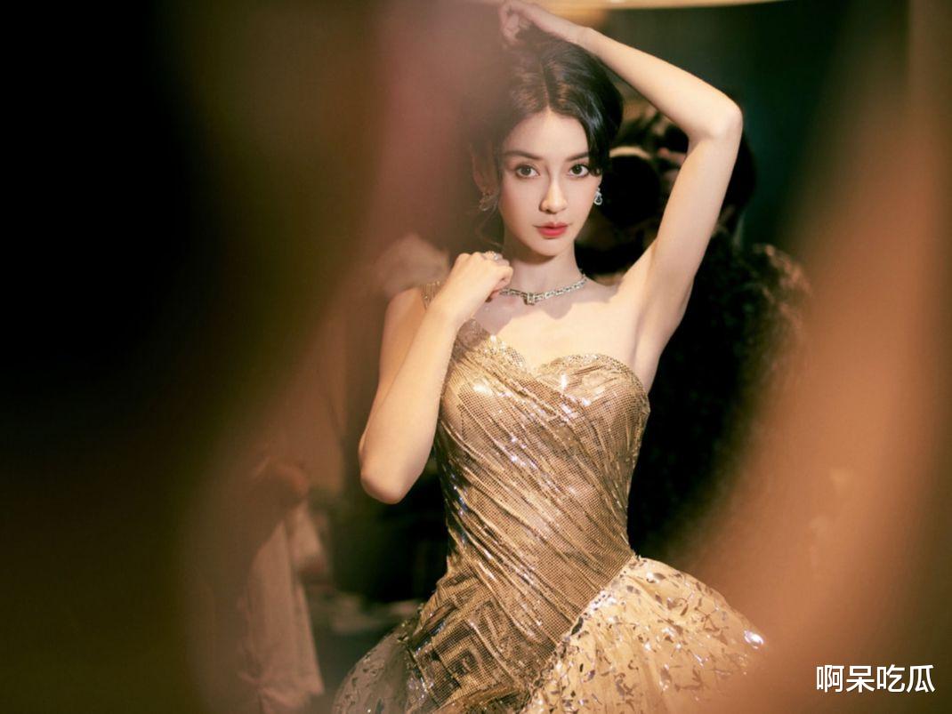 Angelababy|冯小刚怒怼杨颖：你演技差非科班，凭啥要价8000万？