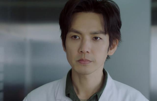 钟汉良|才2集收视破1,钟汉良令观众成功“入坑”,央视拿到了收视王牌