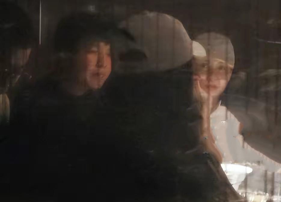 宋佳|小宋佳:恋情一段接一段,41岁却依旧待字闺中,她在追求什么?