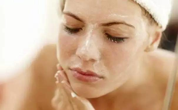 眼妆 你是哪种黑眼圈？黑眼圈类型解析，简单几步淡化你的黑眼圈 。