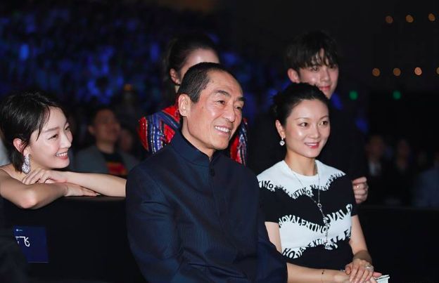 张艺谋|张艺谋：扬我国威！冬奥闭幕式要看哭观众，温暖、感动是重点