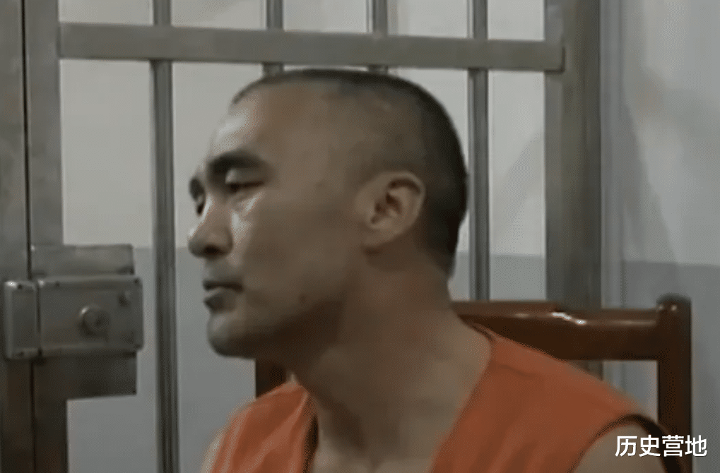 一名盗贼在上海被捕,入狱后不吃米饭,警方觉得奇怪调查后判死刑