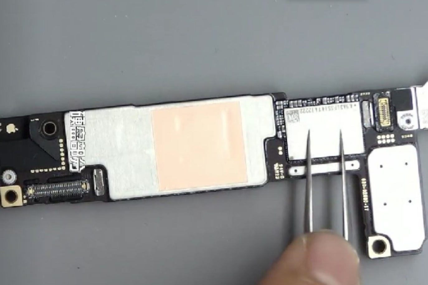 芯片|美方让步了！遭美商界强烈抵制，美修改涉华芯片提案，中方已表态