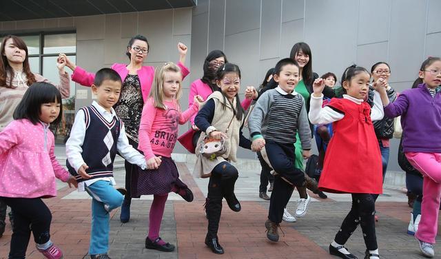 巴卡尔|班主任总结了玩转校园职场的6个经验，老师们默默赞同但深感凄凉