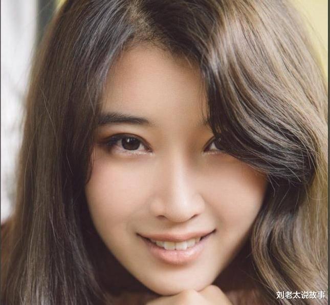 壮志凌云2|一家四口都是演员,爸爸是影帝,儿子是童星,妈妈和女儿都是美女