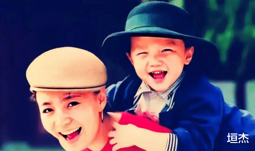 张丰毅|生而为人,我很抱歉?这3位“星二代”均为父母嫌弃,实惨