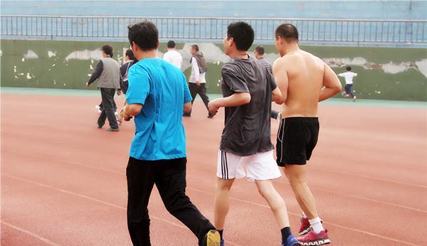 眼霜 跑步时间多长，速度多快比较好？减肥瘦身跑步，注意一个数值就够
