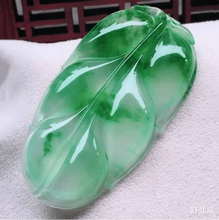 翡翠|高档翡翠的极简主义设计,这篇文章告诉你