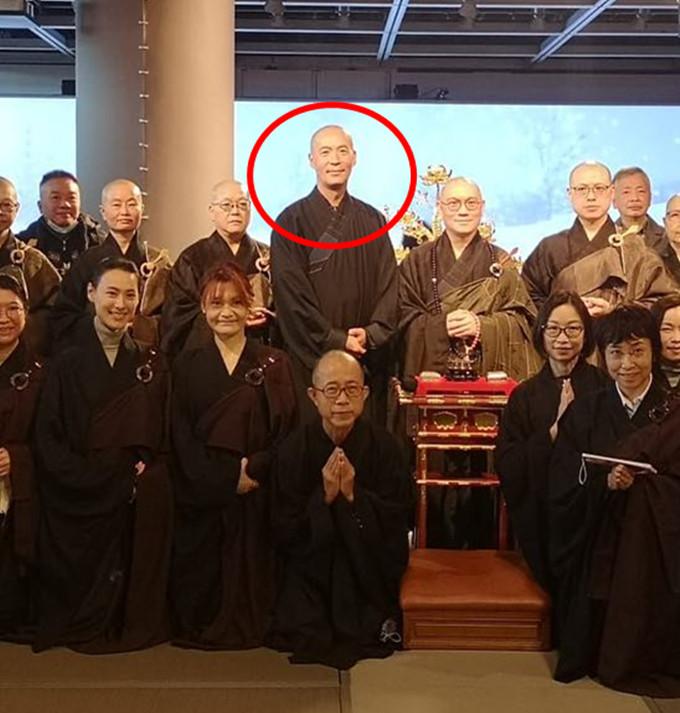 梁洛施|梁洛施穿尼姑服参加活动,周海媚前男友林伟亮罕露面,出家13年慈眉善目