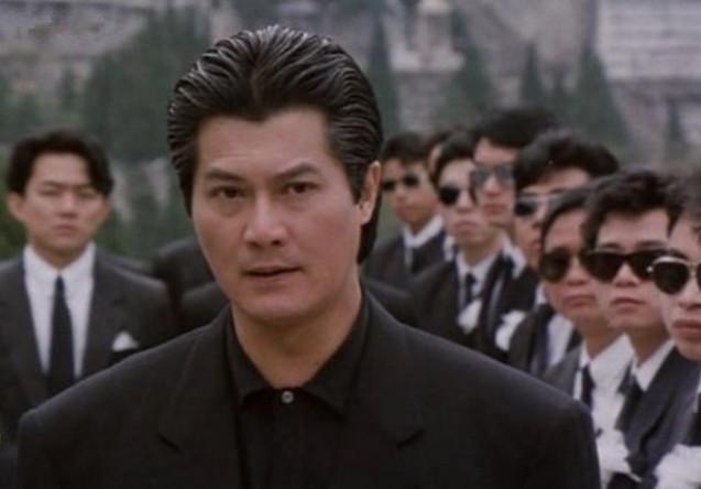 沈殿霞|邓光荣替沈殿霞出头，怒斥官晶华得罪竹联帮，官晶华背景竟这么硬