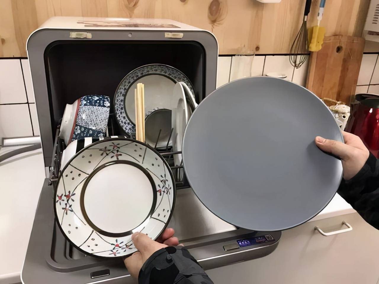 建议大伙：若条件允许，给厨房升级4样“高级货”，用过才知道好