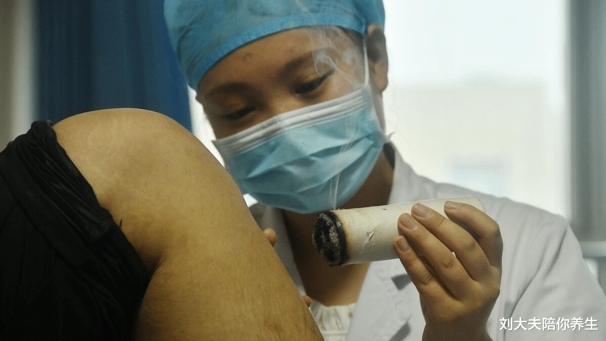 运动|脚气反反复复发作不好,原来是“它”惹的祸!3个小妙招帮你祛湿