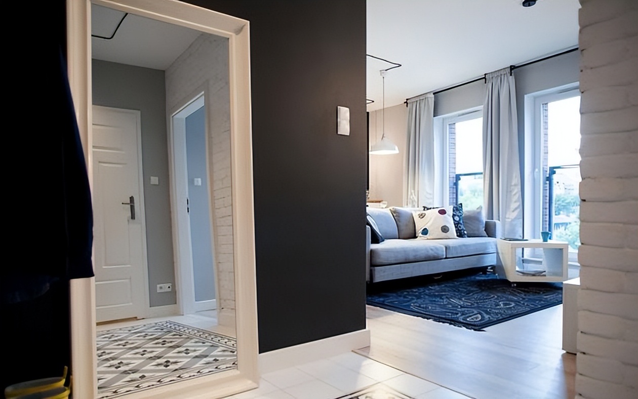 朋友将45㎡租屋改造成豪宅，简直就是换新颜，房东看后爱死了