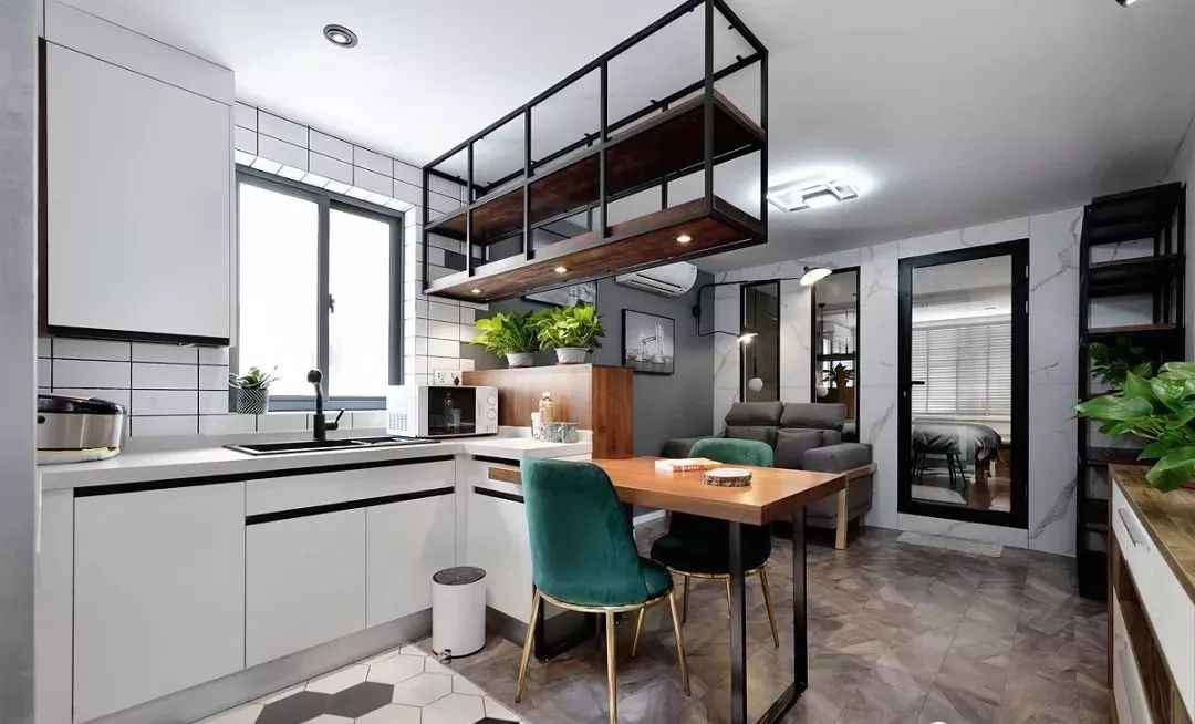 你家厨房还是封闭式?当初我也不同意做开放式,如今真香打脸了!