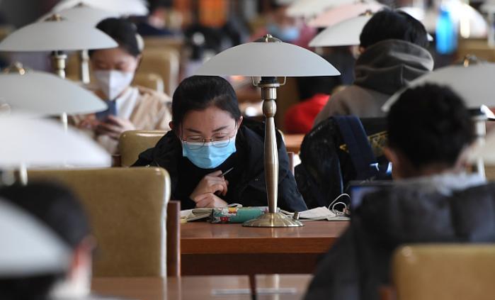 考研|考研党心酸吐槽，后悔脱产二战，早知如此当初就该老实找工作