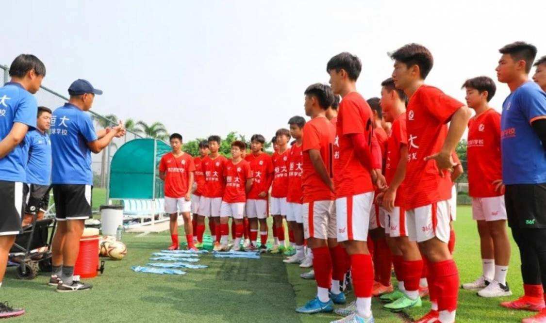 atp|一线队员月薪5000！广州队限薪太狠了，踢中超不如进厂打螺丝