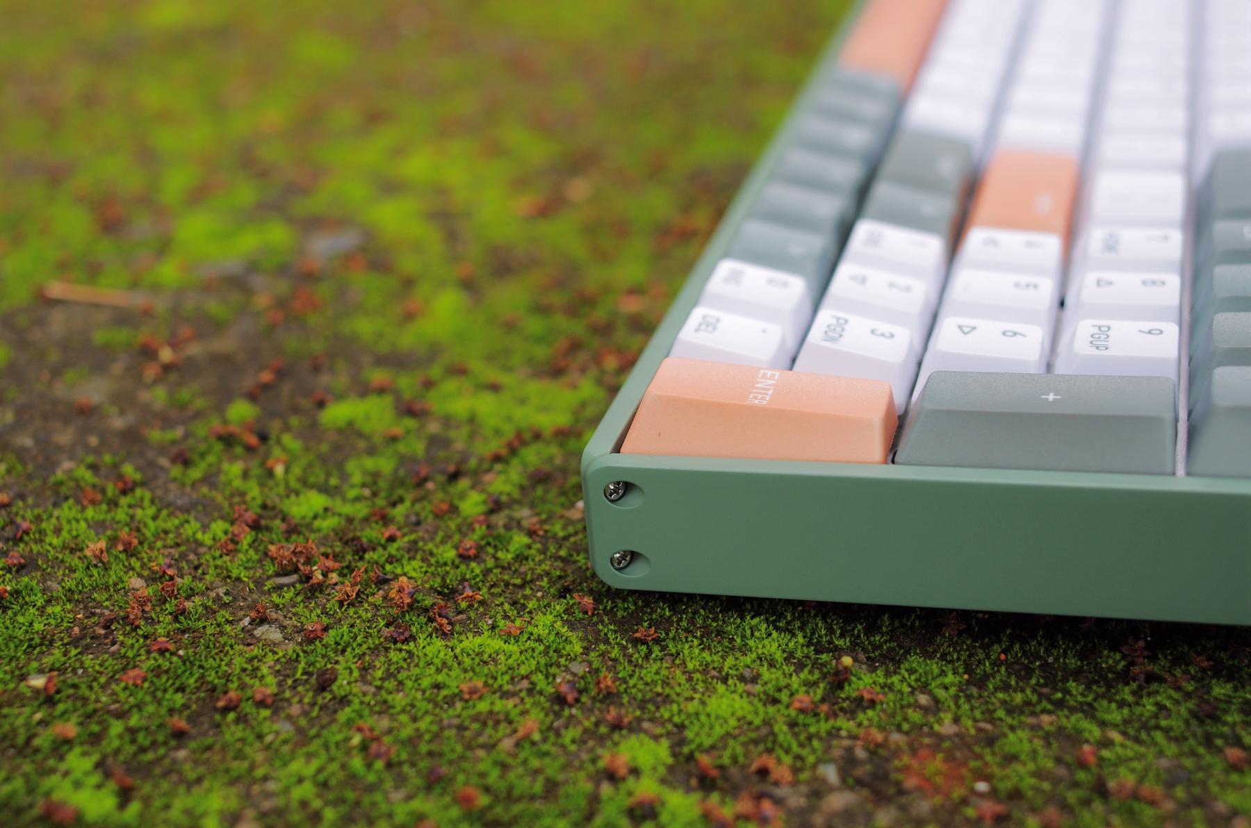 机械键盘|颜值、体积和数字区我全都有,IQUNIX F96 牛油果 机械键盘