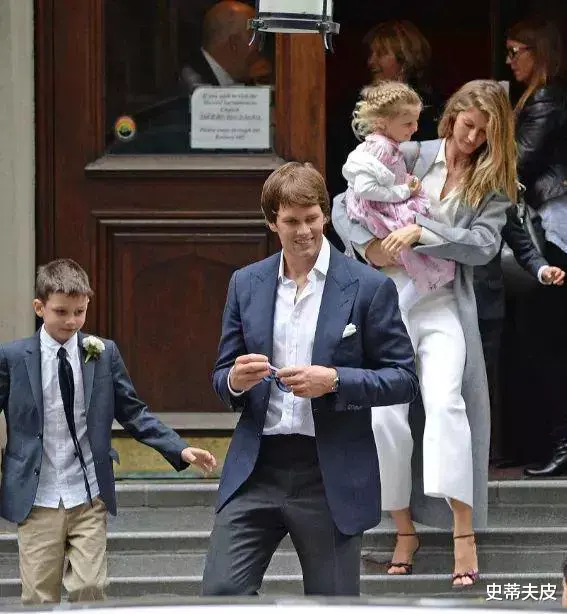 吉赛尔·邦辰|官宣离婚！有这样的老婆，他咋还不知足啊？