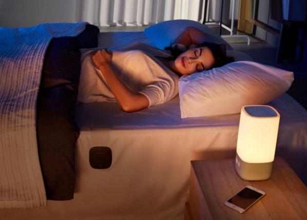 |睡前的4个行为可能是发胖根源,第3种,很多人每天养成了习惯