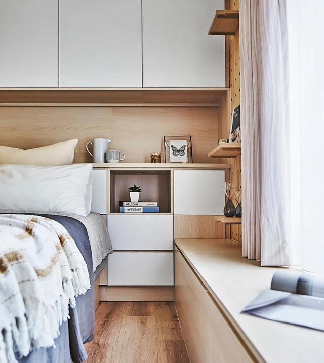 这对夫妻很有远见,巧用玻璃做隔断,把家装得明亮又实用,晒晒!