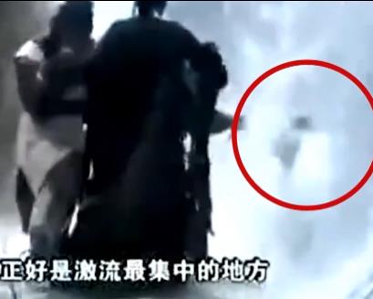 刘亦菲|神仙姐姐刘亦菲：外貌出色被挖掘，后拍戏太过敬业，多次险丢命