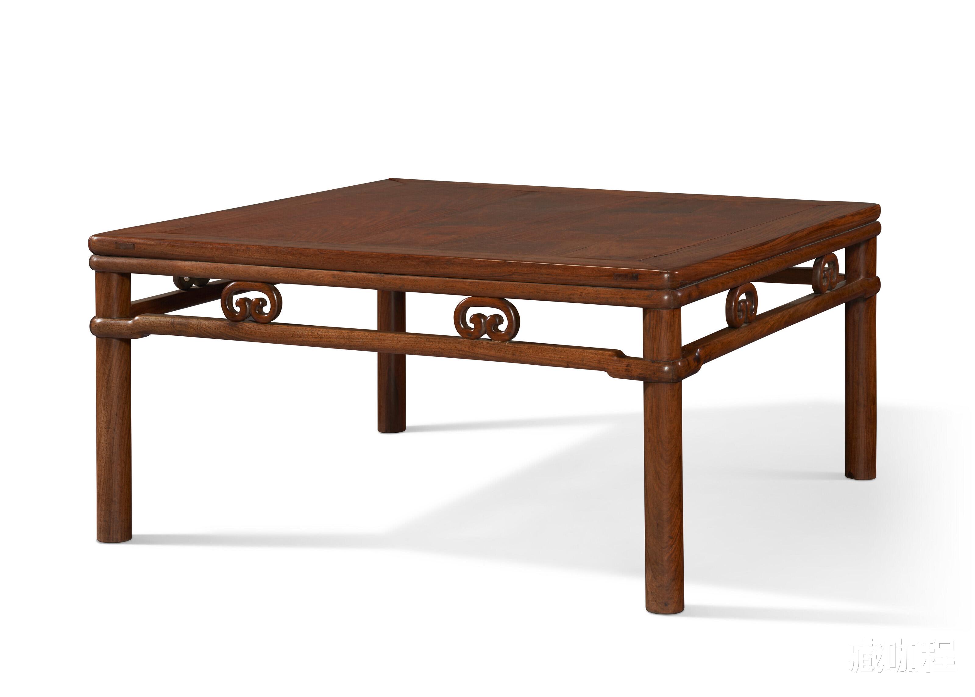 |圆包圆、如意卡子花,黄花梨矮方桌或被截腿