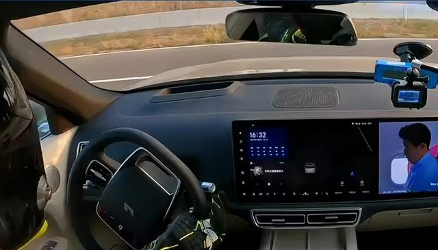五百万以内最好的家用SUV,又双叒翻车了?