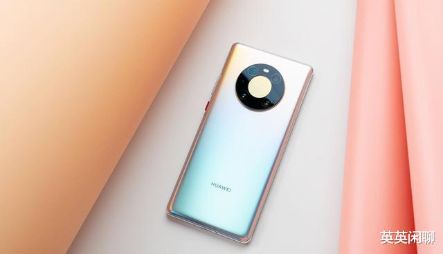 苹果|苹果的底裤都被抄没了！直角边框还不够，这回磁吸式充电也抄来了