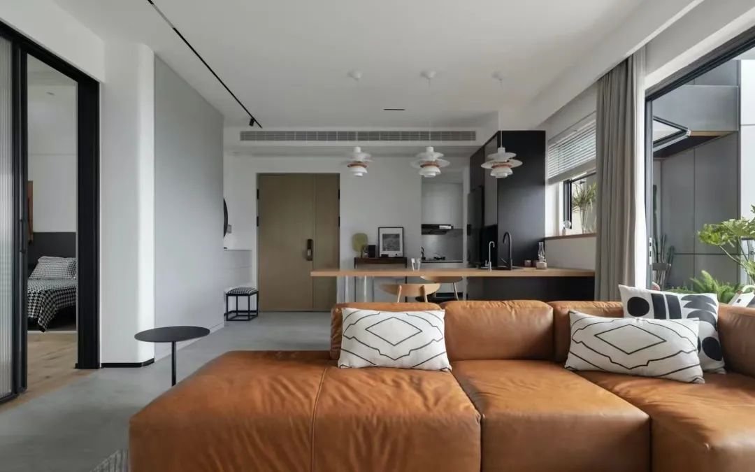 头一次见!141㎡居然把阳台做成吧台,满满人间烟火气~