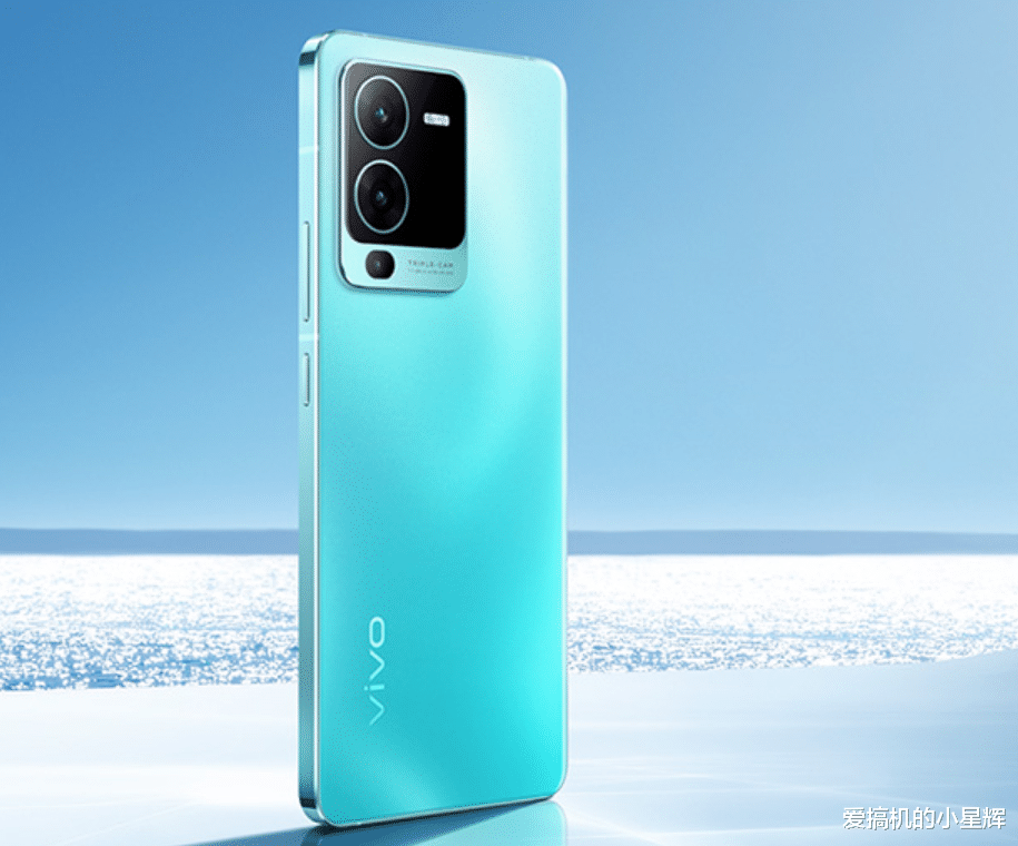 华为鸿蒙系统|2500-3000的预算，买小米12X还是vivo S15？对比之后不纠结！