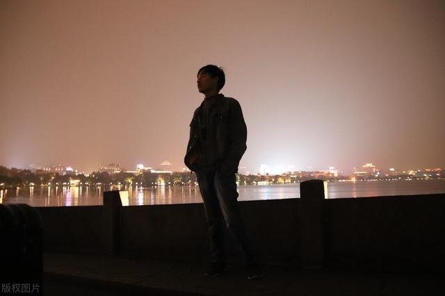 列车运行图|一张流调图刷屏朋友圈：余生，学会放过自己，但不放弃努力。